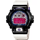 G-SHOCK 演繹街頭的重金搖滾秀時尚潮流運動腕錶-黑+白-DW-6900SC-1