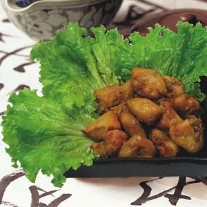 《鴨董香燻滷味》雞尾椎