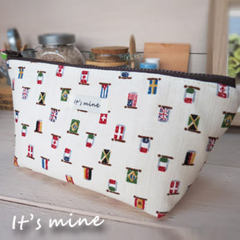 It’s mine 寬底筆袋包系列-旗海飄飄-米