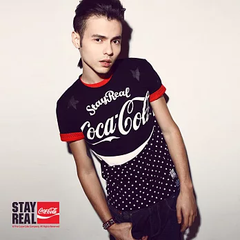 STAYREAL X Coca-Cola® 可口可樂®星星T - 黑標潮流版 / 黑色L黑色
