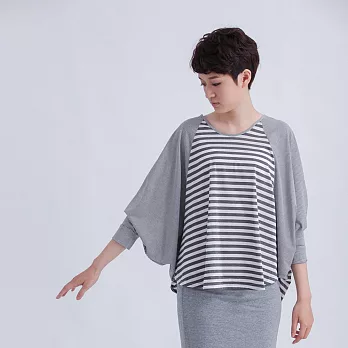 *so that’s me *Fancy/半圓剪接上衣FREE淺灰