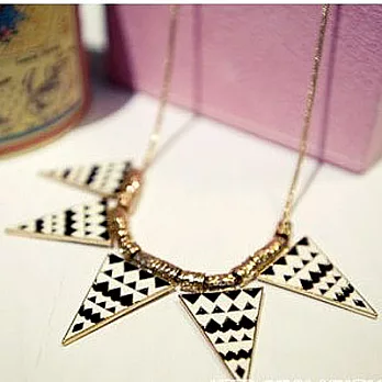 【Bling Q】三角民俗風格圖騰項鍊