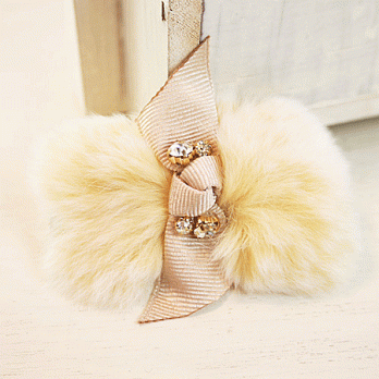 【PinkyPinky Boutique】甜美兔毛蝴蝶結髮夾(米黃色)