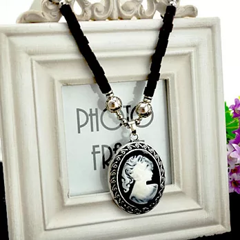 A+ accessories時尚個性 美人頭浮雕項鍊