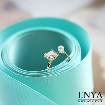 Enya★方鑽珍珠 戒指金色#10