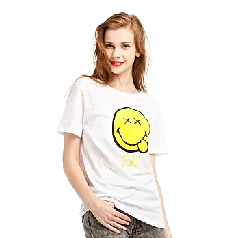 【CACO】SMILEY．授權款．笑臉吐舌短T(女)FREE白