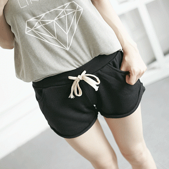 ROSE。自然清新抽繩運動短褲 黑系