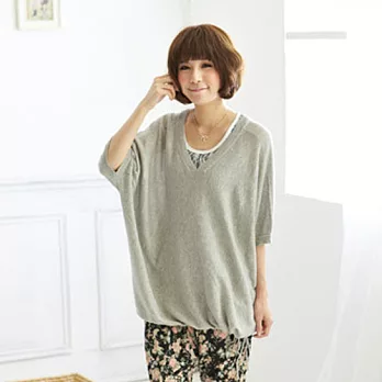 ROSE。自然v領素面針織上衣 淺灰系