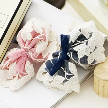 CO安珂.輕透蕾絲花朵 法國夾(2色) 深藍色