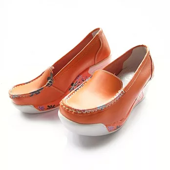 【Moscova】手工真皮系列。簡約休閒風花紋鬆糕真皮鞋40橘色