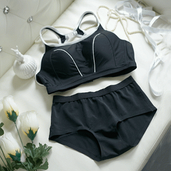 ROSE。美背透氣運動無鋼圈外穿(內衣)套組 黑系75/34