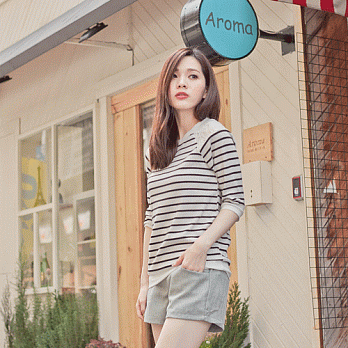 【韓國連線】。韓國 蕾橫條上衣 白系