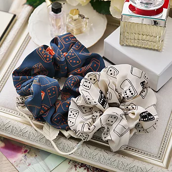 【安珂ECO正韓飾品】可愛骰子圖章 髮束/大腸圈(2色)藍灰