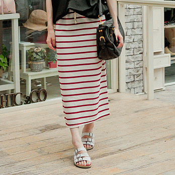 ROSE。小清新後叉長裙 紅系