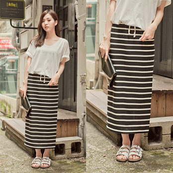 ROSE。小清新後叉長裙 黑系