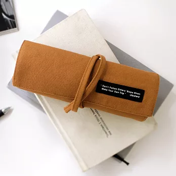 Ultrahard Classic Motto 經典格言卷筒筆袋系列- 步伐(棕)