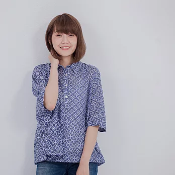 Bess 半襟摺袖上衣FREE窗花藍
