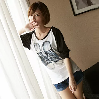 ROSE。好感接袖球鞋長版棒球T 白系