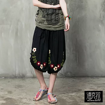 【潘克拉】繡花五分蝴蝶褲(2色)-F FREE黑