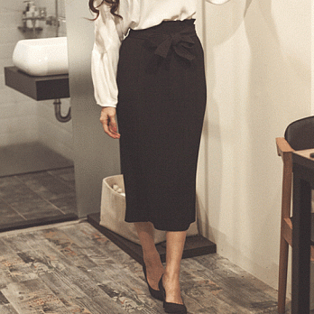 ROSE。心機美搭百褶長裙 黑系