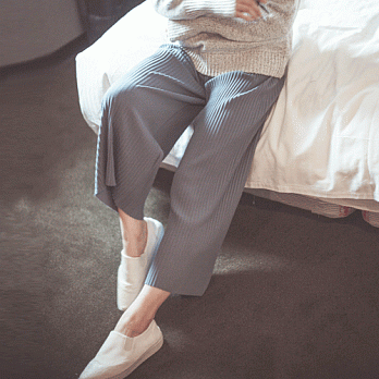 ROSE。層次感綁帶百摺寬褲 藍系