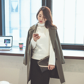 ROSE。超軟磨毛小立領上衣 白系