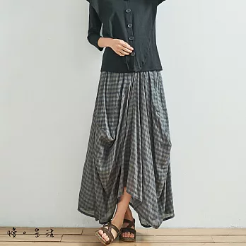 【慢。生活】不規則抓皺格紋長裙(2色)-F　FREE灰