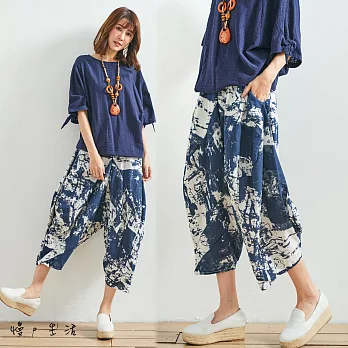 【慢。生活】斑駁色印花棉麻修飾褲(2色)-F　FREE藍