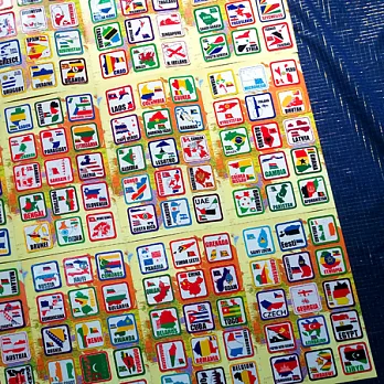 【衝浪小胖】世界國旗領土旅行箱貼紙組合(一套２１０款)／防水耐候