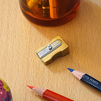 KUM 黃銅方形削筆器－單孔