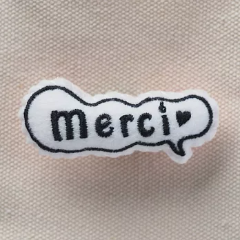 【magnet】毛絨絨可愛別針_Merci