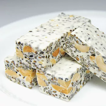 《糖蜜》芝麻花生牛軋糖2包共600g