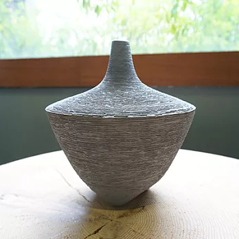 《CNSense》淺灰陀螺型花器