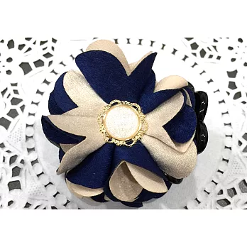 【Kelly凱莉正韓】韓國進口髮夾-立體花瓣珍珠髮飾/三爪夾/鯊魚夾/瀏海夾(三色可挑選)寶藍