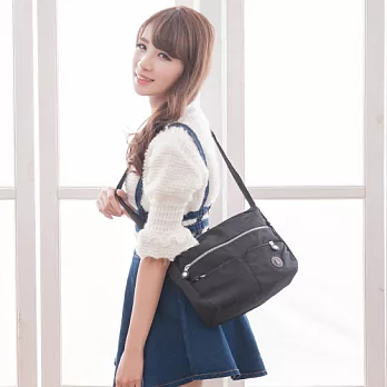 冰山袋鼠 日系防水手拿肩側兩用包-黑色-5027