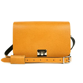 【The Leather Satchel Co.】英國原裝手工牛皮精靈包 肩背 側背手拿包 精湛工藝 轉釦設計方便開啟(駝黃)
