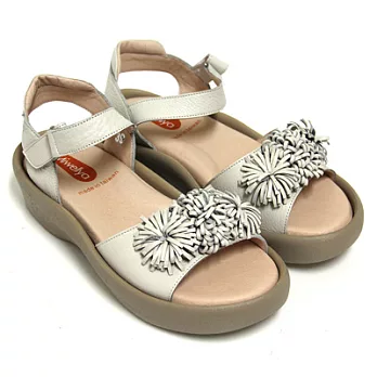 ◤Green Phoenix◥盛開之艷立體菊花造型全真皮沾黏式厚底涼鞋35米色