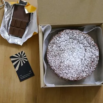 【小爆炸】浮雲巧克力蛋糕 Chocolate Cloud Cake(7吋)