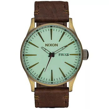 NIXON SENTRY LEATHER 冷冽爵士時尚腕錶-咖啡X金