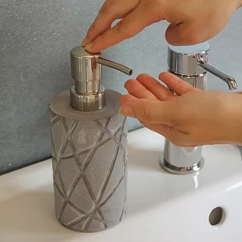 Peachy Life 設計款親水泥-擠壓空瓶/洗手乳瓶/沐浴罐