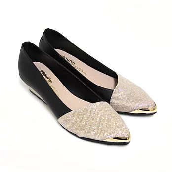 【Pretty】質感金蔥拼接金邊楔型尖頭包鞋22.5金色