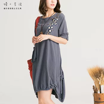 【慢。生活】金繡花設計款棉麻連身裙-M-2L　XL藍