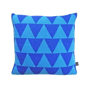 【 studio chiia 】針織抱枕套-藍三角形