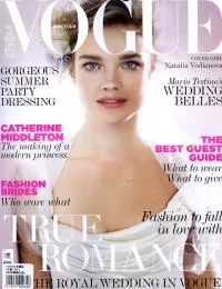 VOGUE 英國版 5月號 / 2011 (3封面隨機出貨)