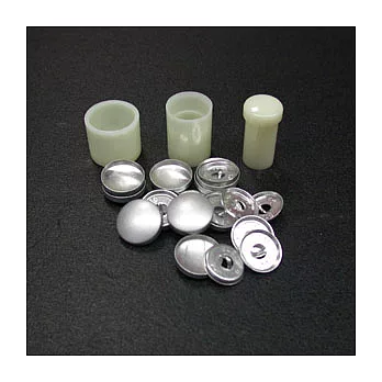 COLTH-C包扣含打具20MM(10粒入)