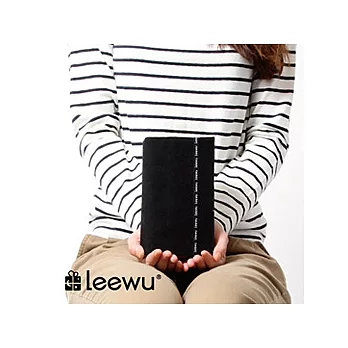 leewu BLACK INK.F COPY (外文版105mmx180mm)
