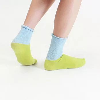 +10 ・ 踩住轉圈1又1/4襪 草地