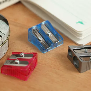 M+R德國楔型削筆器(雙孔)(多款顏色,隨機出貨)