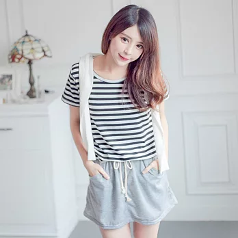 ROSE。韓版青春氣息條紋接裙洋裝 黑白條
