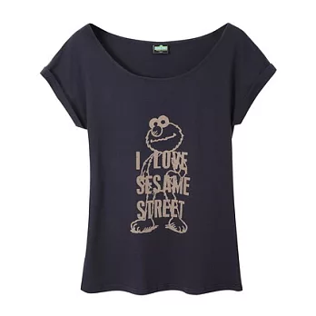 【CACO】芝麻街.授權款.ELMO人物字體上衣(女)S丈青